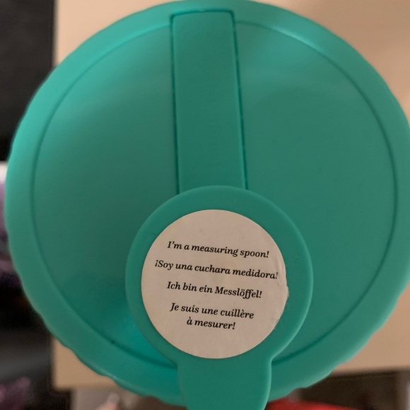 Pampered Chef batter shaker - Picture 3 of 4